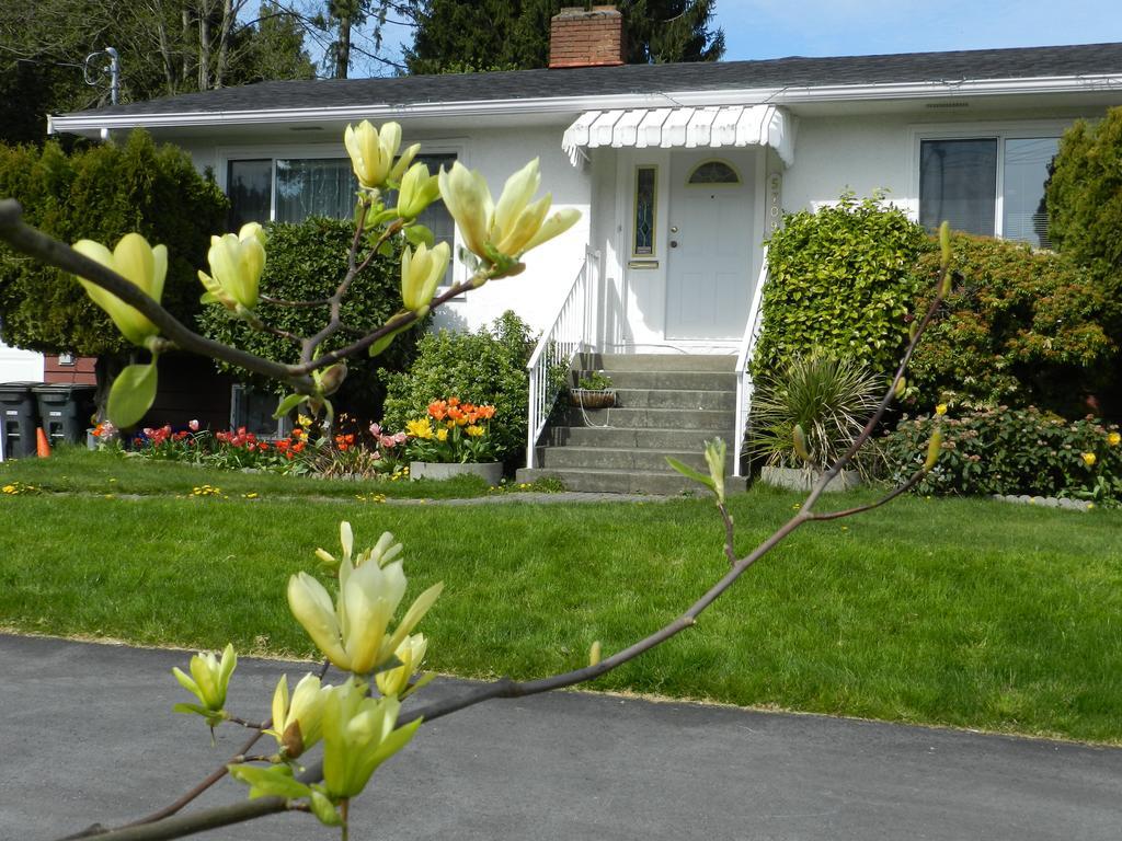 Serenity Bed and Breakfast Burnaby Eksteriør billede